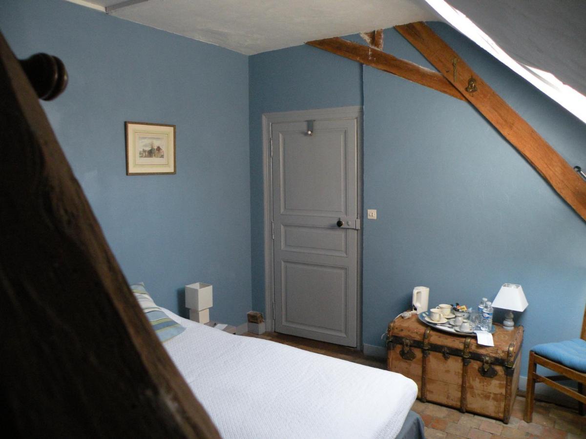 Les Talvasières Le Mans Esterno foto